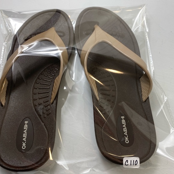 Okabashi Marina Women’s Open Toe Synthetic Brown Gold Thong Sandals (M/L) - Picture 11 of 11